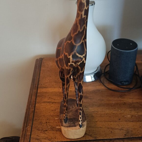 Vintage Hand Carved Painted Wood Giraffe. 18" Tall - Picture 3 of 7
